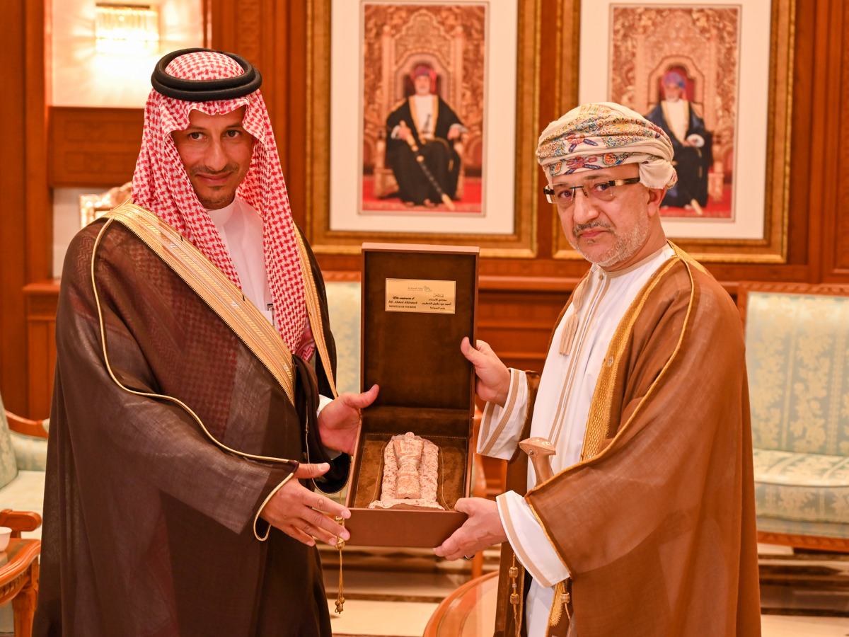 معالي وزير التراث والسياحة يستقبل  معالي وزير السياحة السعودي — 1