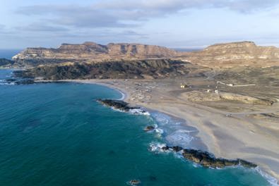 قمم الداخلية، وشواطئ الشرقية، وخريف ظفار، والمرافق السياحية المغلقة ترحب بموسم السياحة الصيفية وتوقعات بتزايد أعداد الزوار