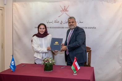 وزارة التراث والسياحة توقع اتفاقية  تتعلق باستضافة الاجتماع الـ 50 للجنة الإقليمية لمنطقة الشرق الأوسط لمنظمة الأمم المتحدة للسياحة