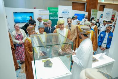 وزارة التراث والسياحة تستعرض النيازك وجهود توثيقها في مؤتمر الشرق الأوسط للفضاء 2026  