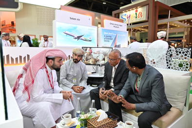 سلطنة عمان تختتم مشاركتها في معرض سوق السفر العربي بدبي 2023م