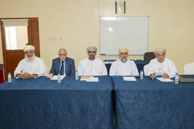 وزارة الثراث والسياحة تنظم برنامج تدريبيا لاستكشاف المدافن وتوثيقها علميا بالتعاون مع جامعة نزوى 