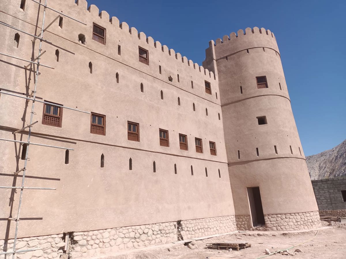ترميم وصيانة المواقع التاريخية والأثرية بسلطنة عُمان — 1